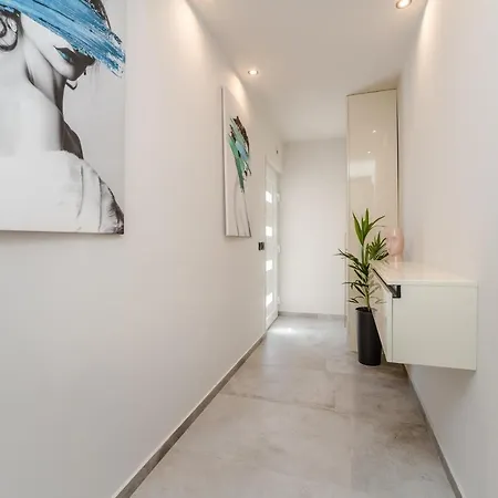 Family Friendly House With A Swimming Pool Privlaka, Zadar - 21280 *
