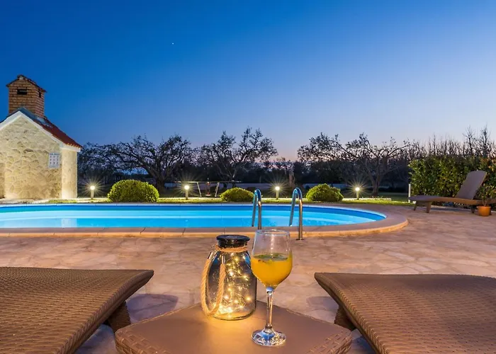 Family Friendly House With A Swimming Pool Privlaka, Zadar - 21280